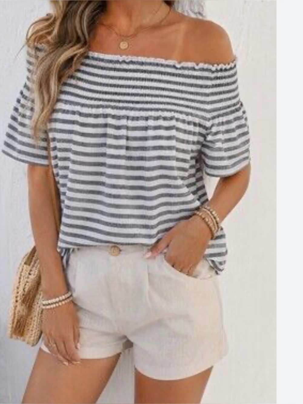 C&C California short sleeve top size medium